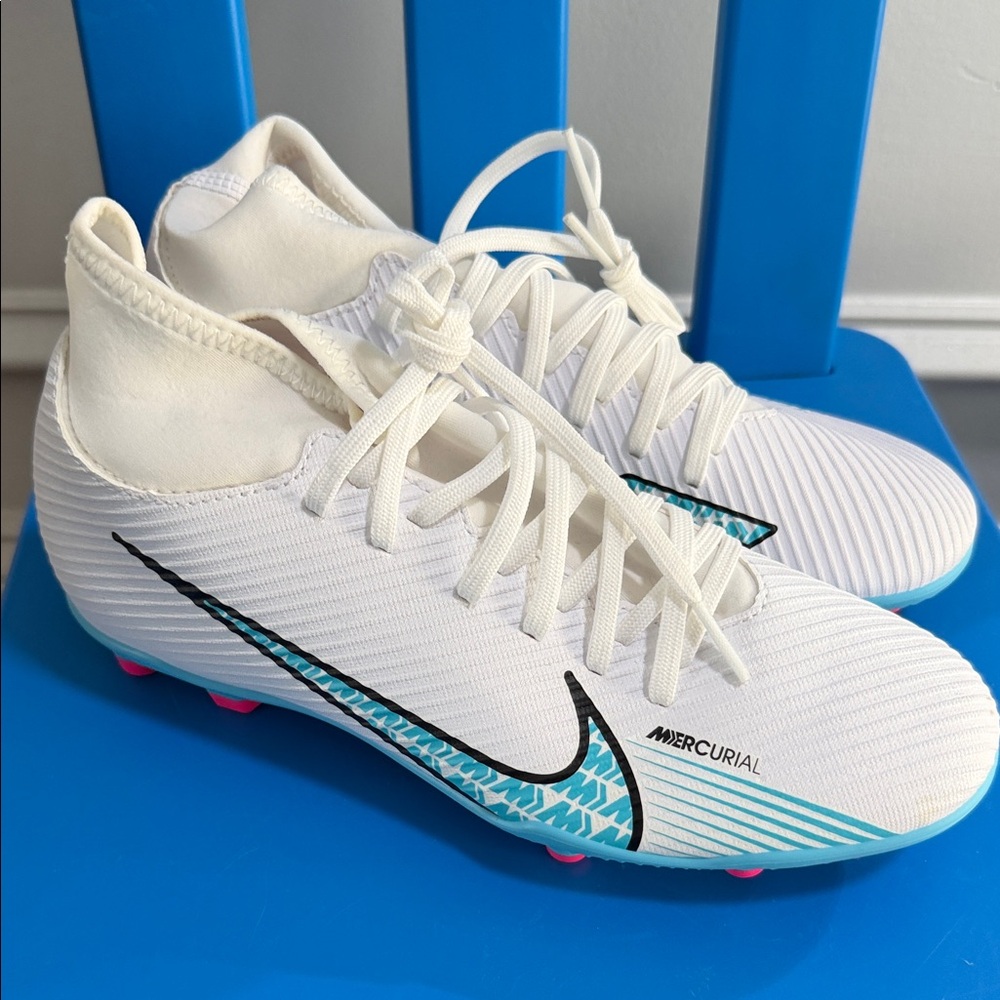 Nike Kids Mercurial Sneakers - White and Blue NEW No Box size 5.5y